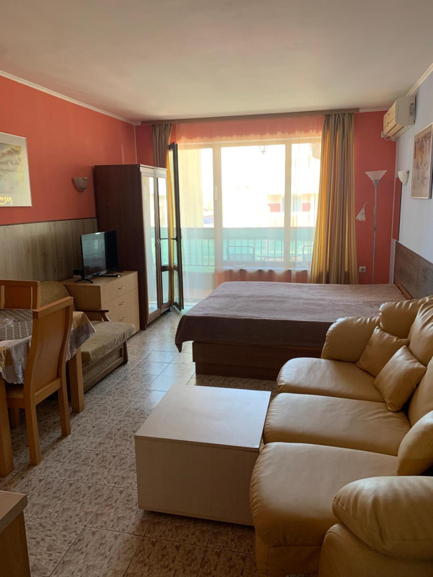 Уютные Апартаменты С Бассейном У Моря В Г. Солнечный Берег Pantai Sunny Luaran gambar